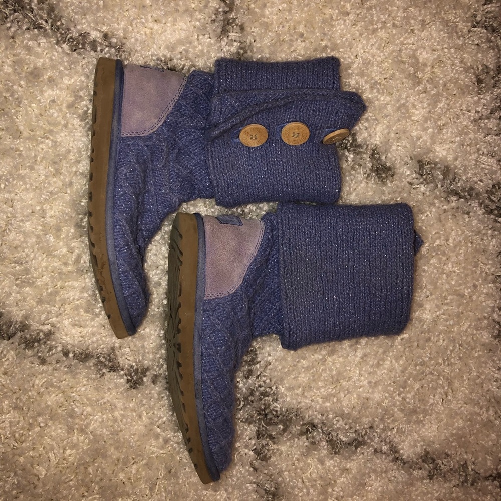 Periwinkle knit uggs